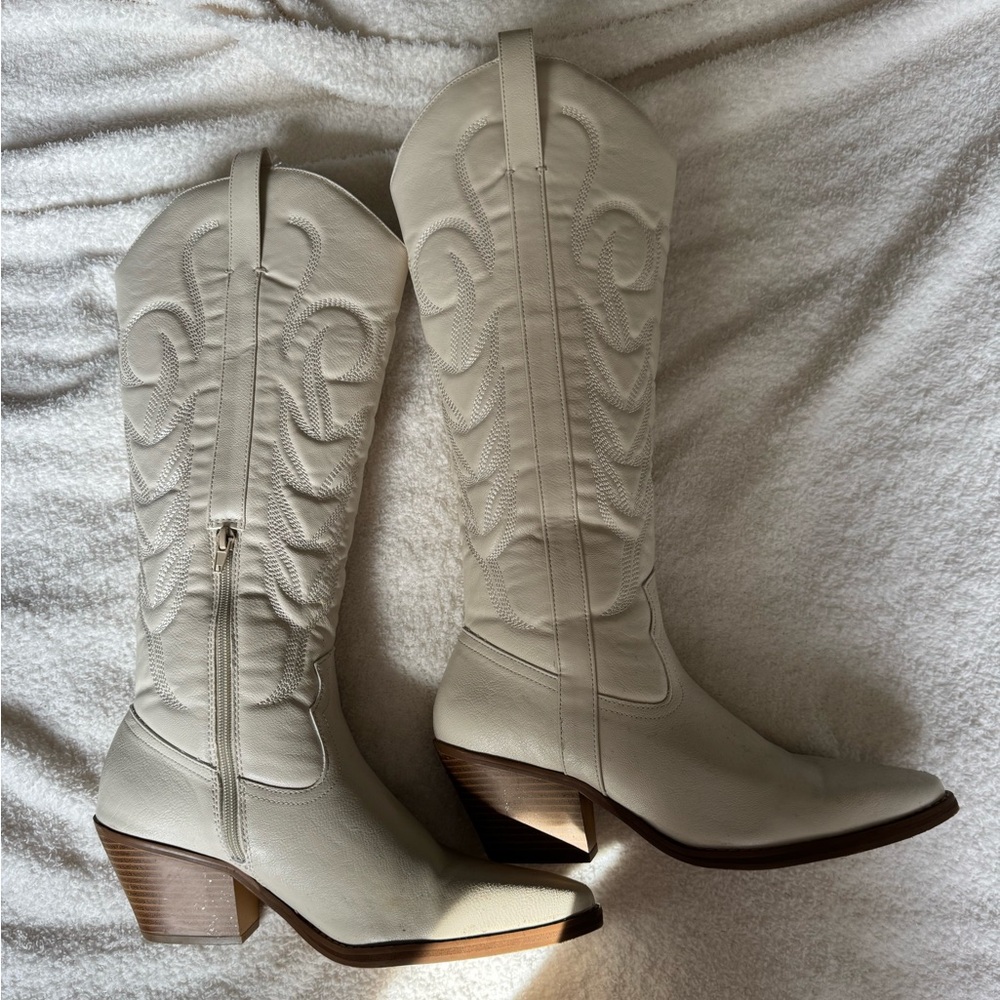 White Cowgirl Boots